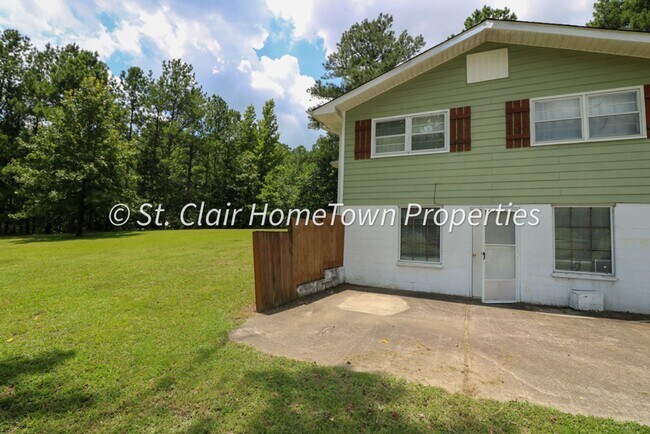 Building Photo - Cozy Home in Odenville