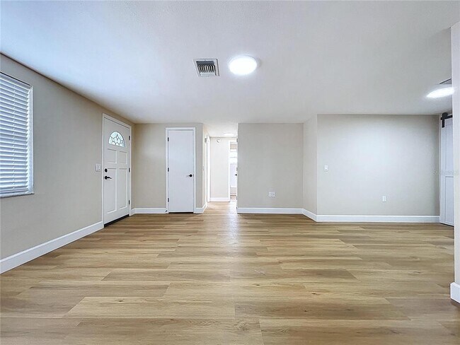 Building Photo - 4326 Westwood Dr