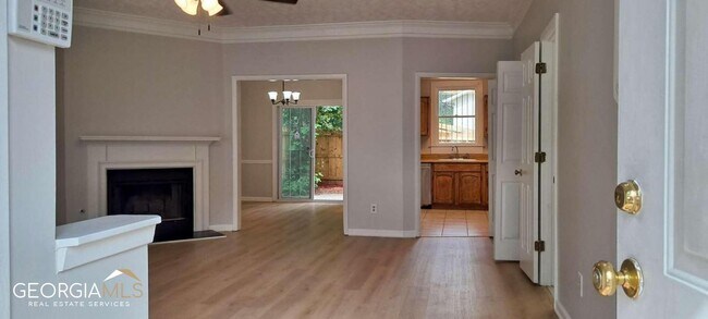 Building Photo - 3529 Mt Vernon Cir