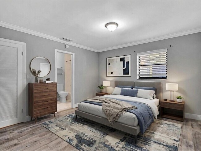 Building Photo - 3880 NW 79th Ave