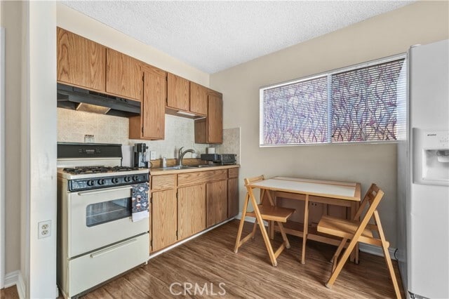 Building Photo - 23121 Romano Pl