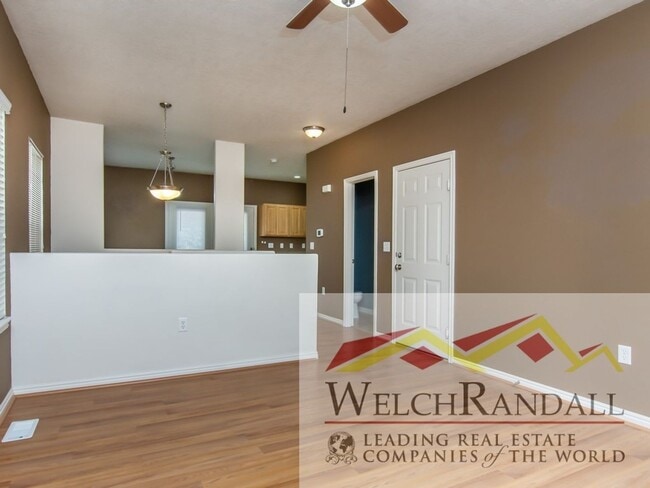 Building Photo - Comfort Meets Style: 2 Bed, 1.5 Bath Herri...
