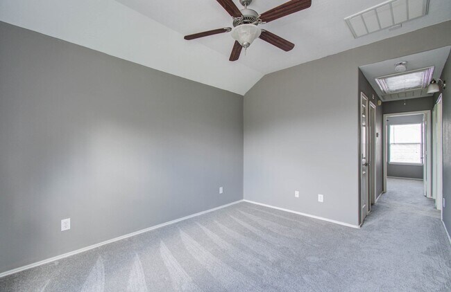 Building Photo - 14034 Chelseahurst Ln