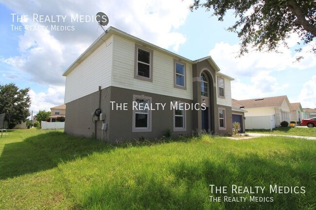Building Photo - 10 Sawfish Ln