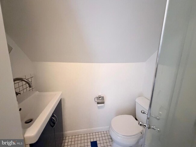 Building Photo - 2207 Luzerne Ave