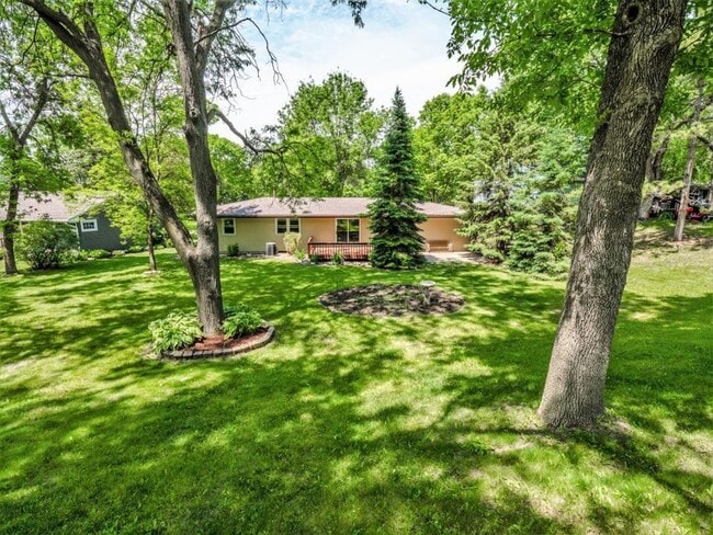 Building Photo - Spacious Redone Rambler with Huge 1/2 Acre Yard, Deck, Patio, Primary Suite, 3-BRs on Main Level ...