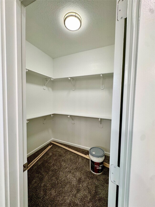 Building Photo - 17454 Wigeon Way Dr