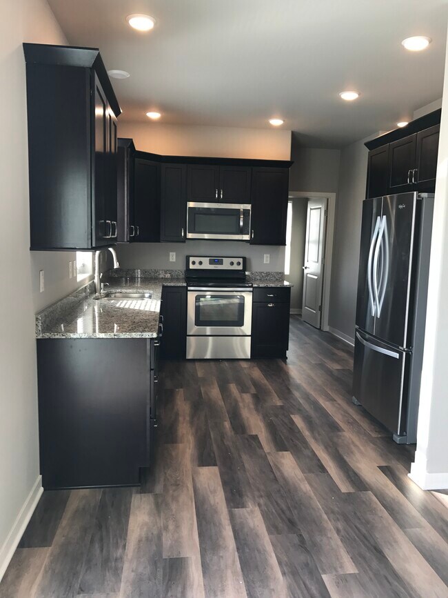 Primary Photo - 1133 High Pointe Knoll Cir