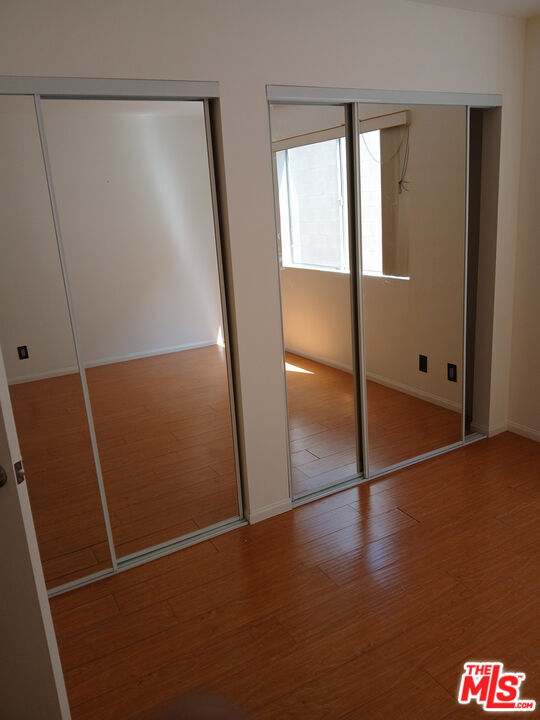 Building Photo - 2432 Colby Ave