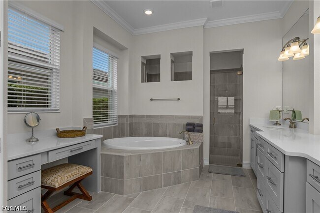 Building Photo - 14870 Blue Bay Cir
