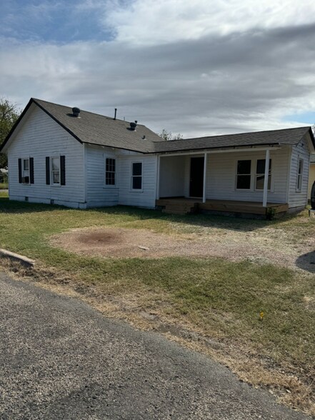 Building Photo - 317 N Pierce St