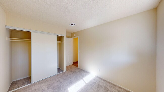 Building Photo - 18193 Happy Ln