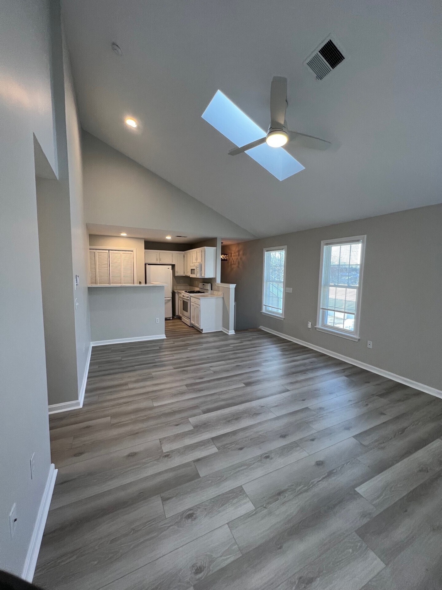 Building Photo - 134 Tyson Commons Ln