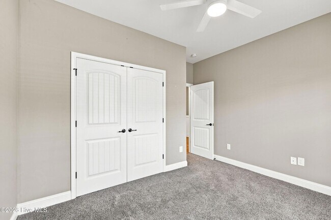 Building Photo - 233 Forester Dr