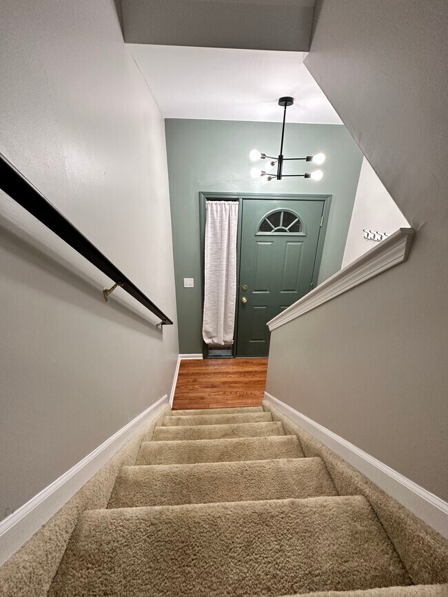 Building Photo - 3138 Promenade Cir