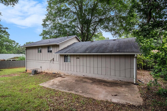 Building Photo - 8753 E Bourne Dr