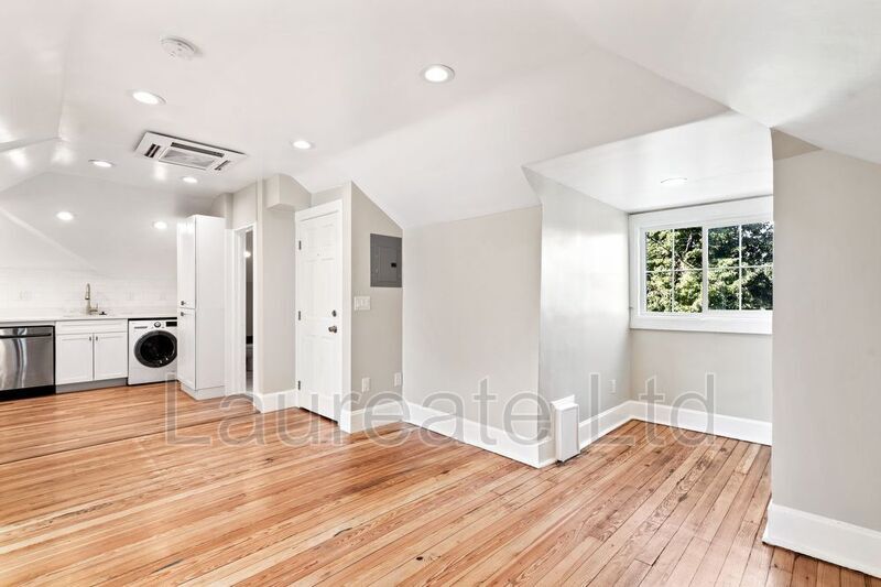 Building Photo - 1409 Gilpin St