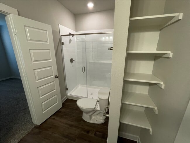 Building Photo - 9772 Grosbeak Ln