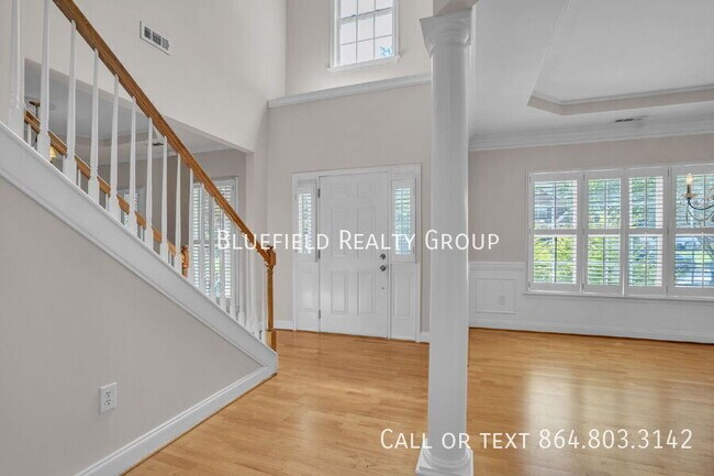 Building Photo - 343 Rhapsody Ln