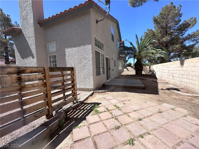 Building Photo - 2268 Ramsgate Dr