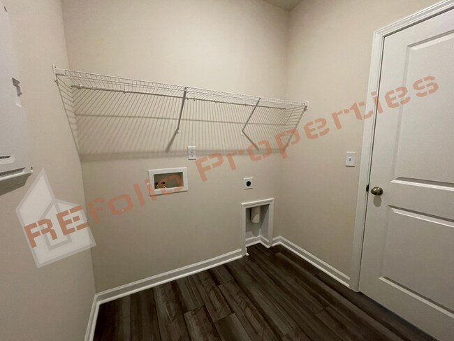 Building Photo - Beautiful Ranch-Style 4 Bedroom, 2 Bath Home – 2-Car Garage in West 540, Raleigh, Available Now!