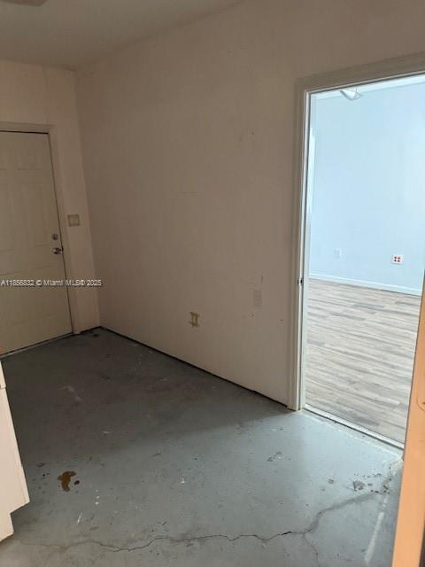 Building Photo - 944 Savannah Falls Dr