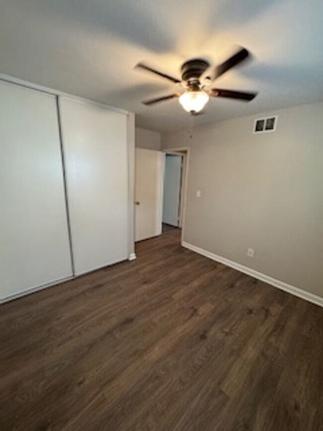 Building Photo - Charming 3 Bedroom 2 Bathroom Home Available for Rent!!