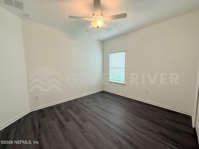 Building Photo - 2717 White Cedar Ln