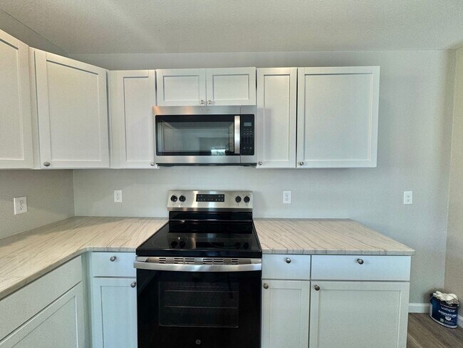 Building Photo - Newer construction 3 bed 2 bath home for rent