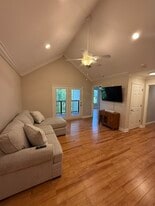 Building Photo - 433 Harts Cove Way