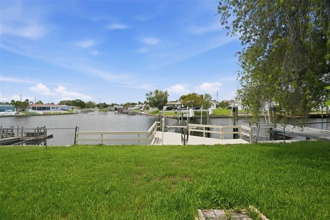 Building Photo - 4436 Floramar Terrace