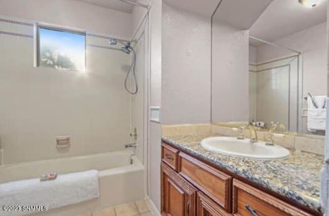 Building Photo - $500 off first months rent, Gorgeous Home ...