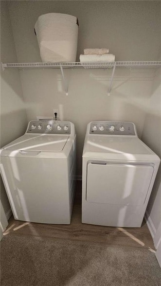 Building Photo - 12 Downing Dr