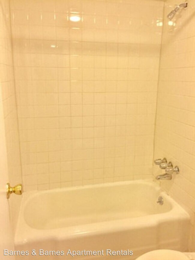 Building Photo - 760 Jenness St