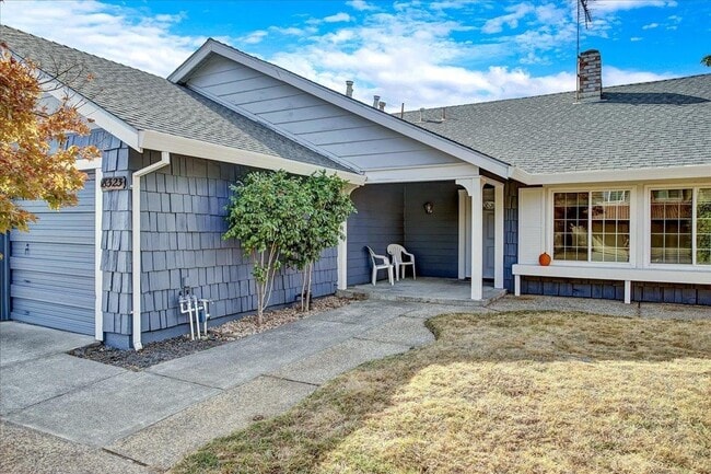 Building Photo - 8323 Northvale Way
