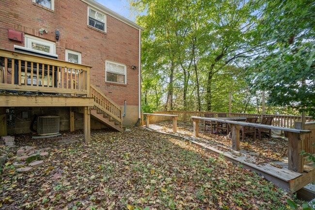 Building Photo - Furnished Rental in Shadyside