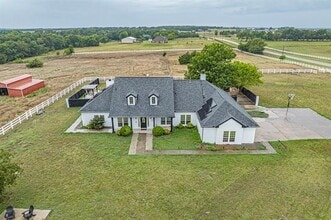 Building Photo - 4908 Glenwood Ln