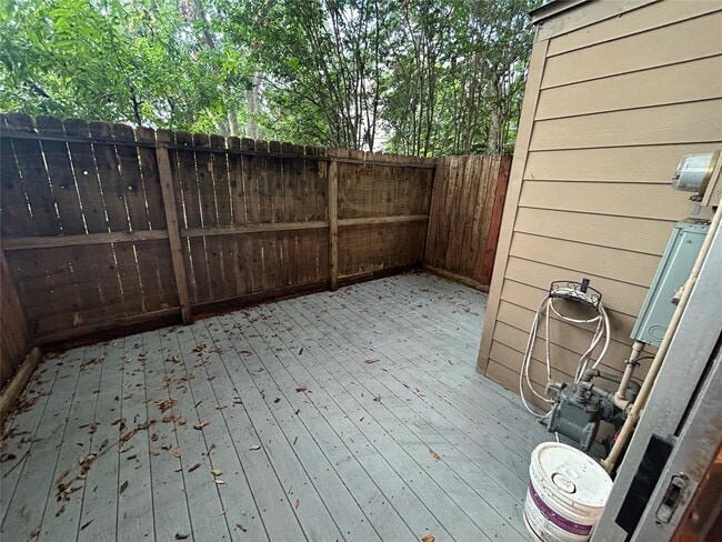 Building Photo - 4020 Blue Bonnet Blvd