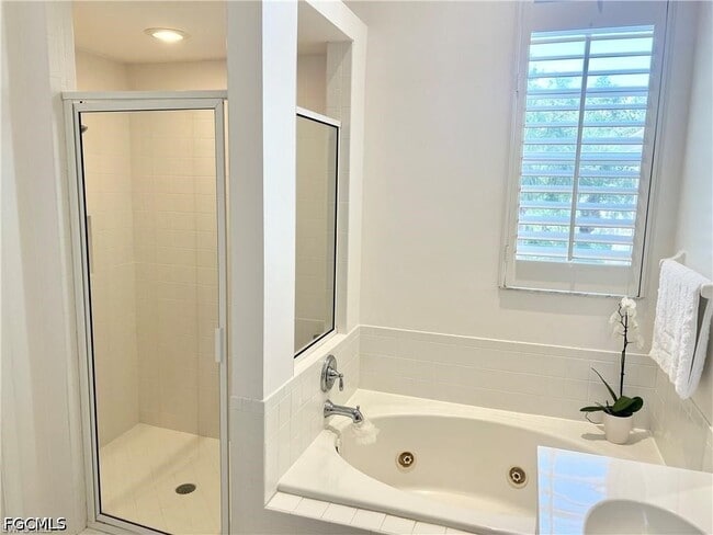 Building Photo - 4510 Riverwatch Dr
