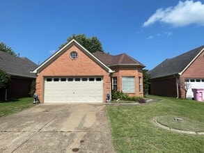Building Photo - 5884 Alexandria Ln