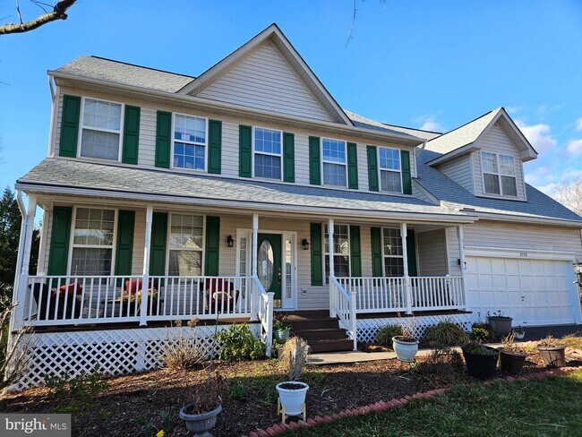 Building Photo - 9296 Hillis Ct