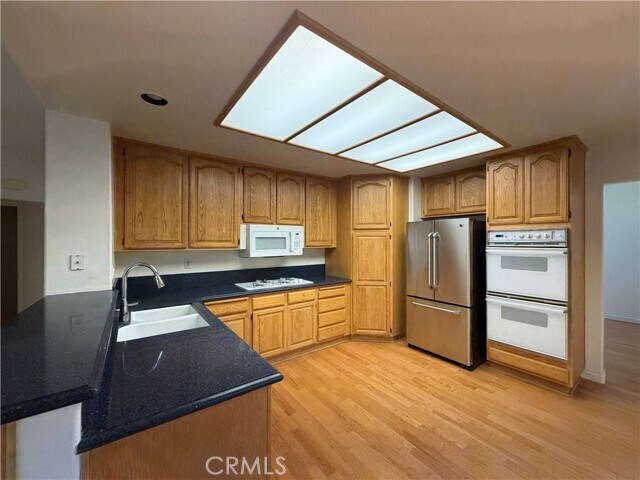 Building Photo - 2 Chickadee Ln