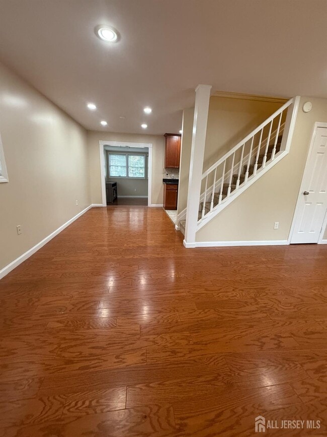 Building Photo - 12 W Iselin Pkwy