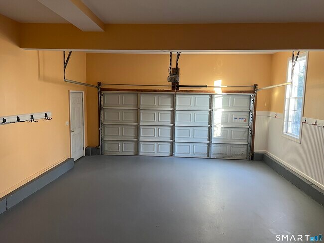 Building Photo - 22 Alcott Way