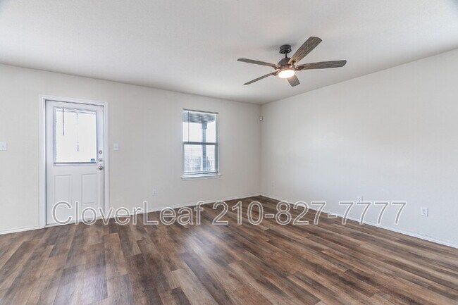 Building Photo - 6102 Walnut Wy