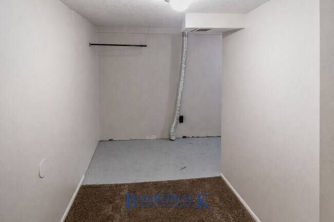 Building Photo - 1016 E 3825 S