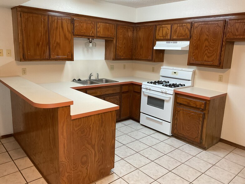 Building Photo - 3213 Dove Crossing Dr