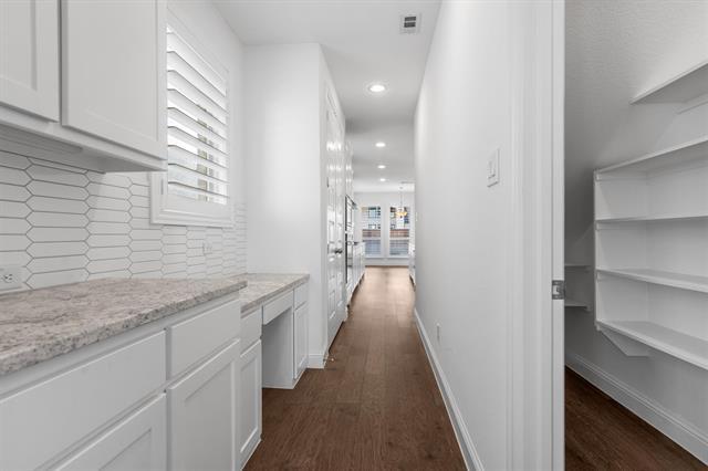 Building Photo - 4151 Silver Spur Dr