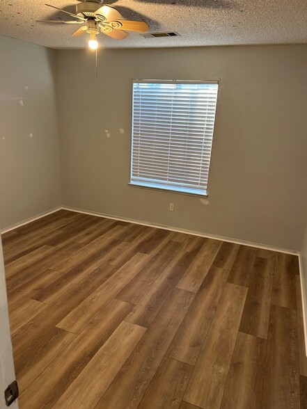 bedroom - 1772 Merced Ave