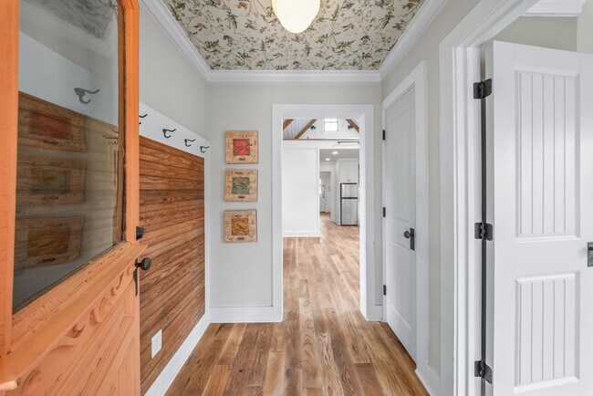 Building Photo - 5100 Lee Ave